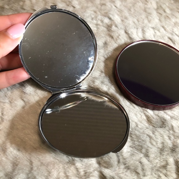 💸$5 Add On 💸 Mirror Set - Picture 5 of 5